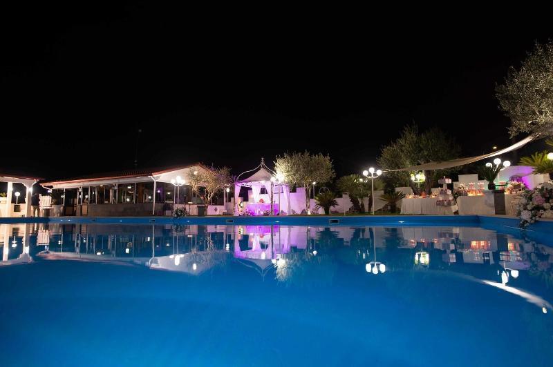 ホテル Ristorante La Vela ボスコレアーレ エクステリア 写真