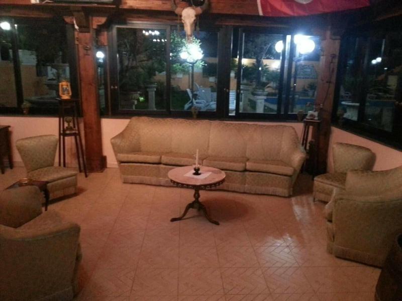 ホテル Ristorante La Vela ボスコレアーレ エクステリア 写真